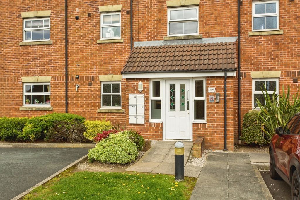 Additional image 12 of 2 bed flat for saleGreat Park Drive, Leyland, Lancashire PR25