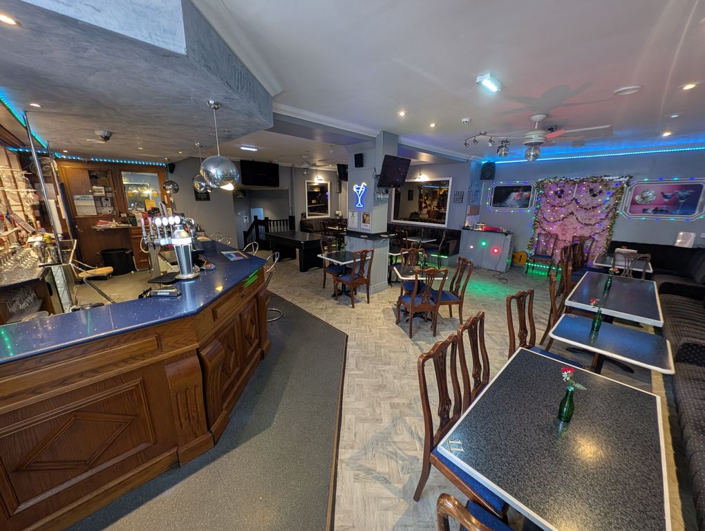 Property photo 2 of 31 Photo 5