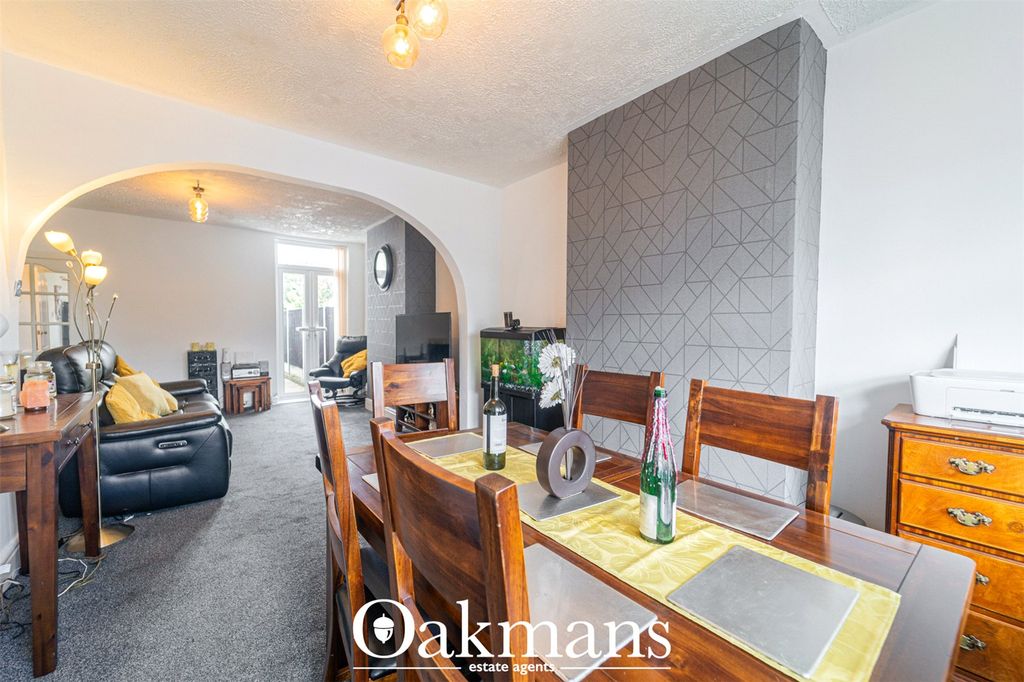 Property photo 3 of 30 Picture No. 05