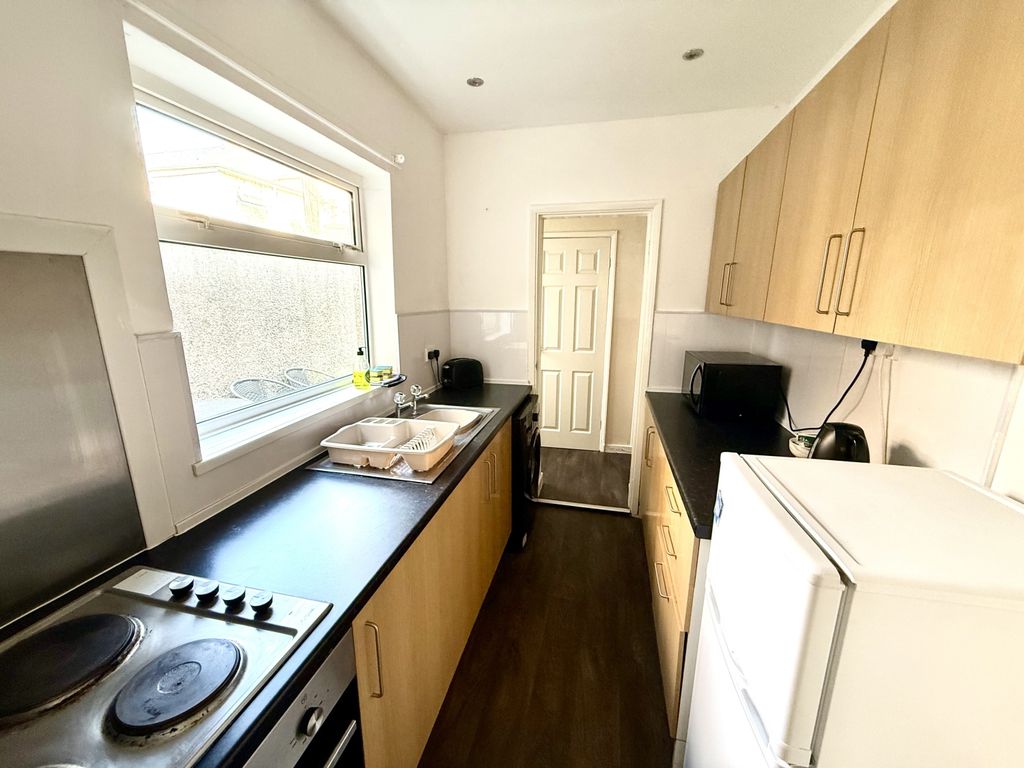 Property photo 3 of 7 Img_9501