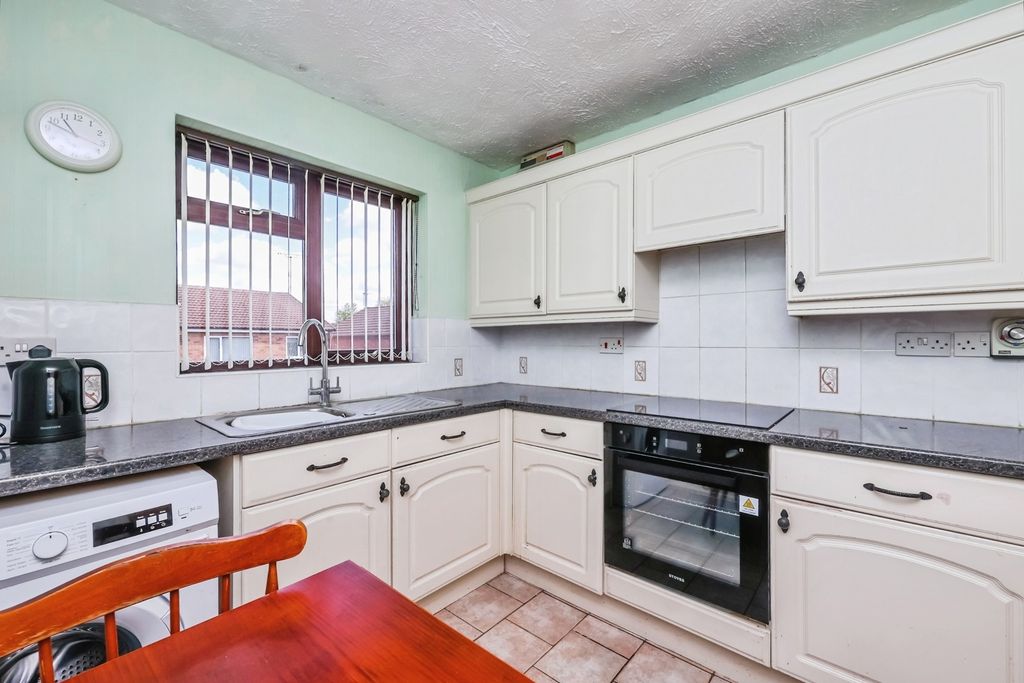 Property photo 2 of 17 Pbox-Img.Jpg