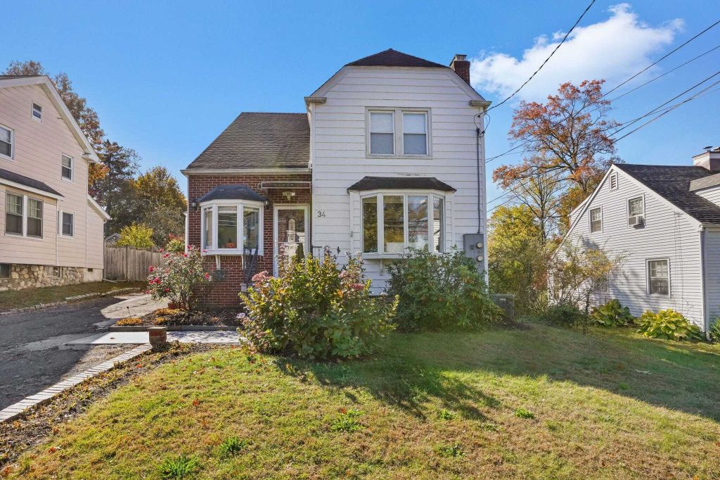 Property photo 1 of 31