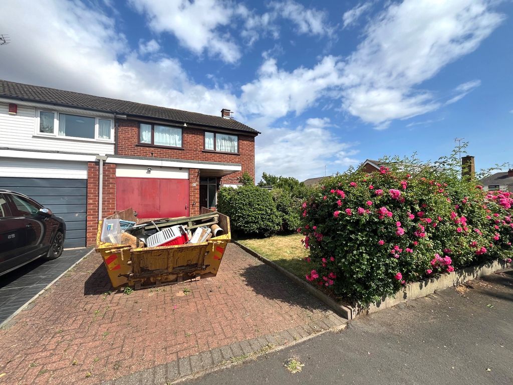 Property photo 1 of 17 Img_1950