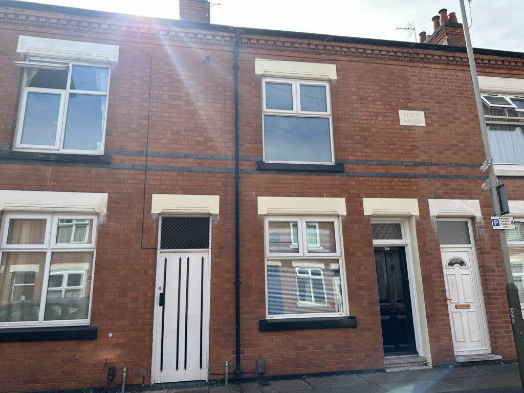 Property photo 1 of 11
