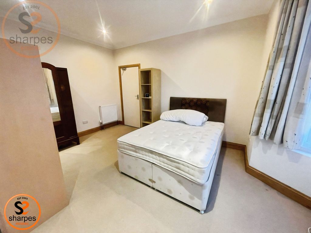 Property photo 1 of 10 4Dbb609B-Whatsapp 20Image 202026-02-16 20At 2017.41.15 20 281 29.Jpeg