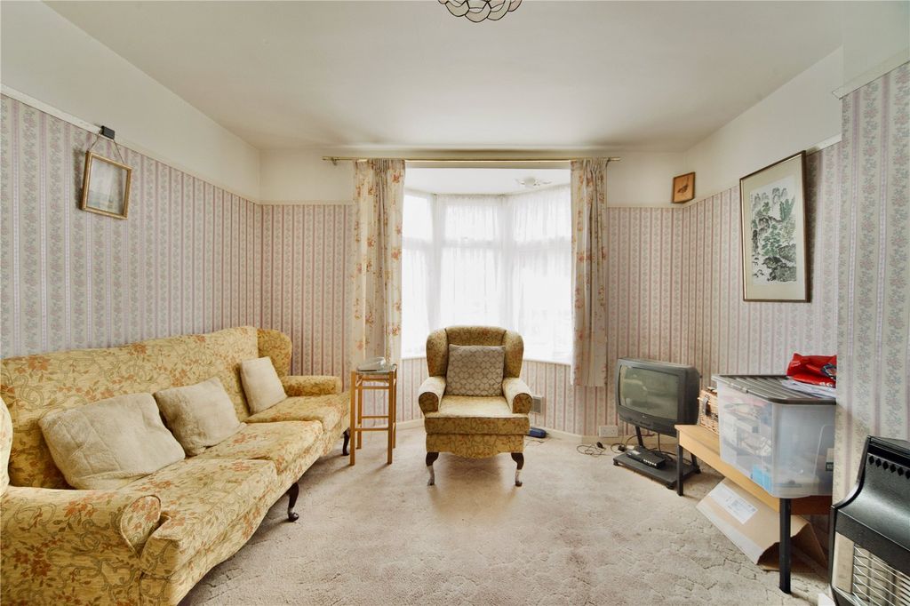 Property photo 2 of 16 Picture No. 02