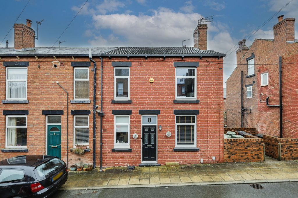 Property photo 1 of 10 Picture No. 12