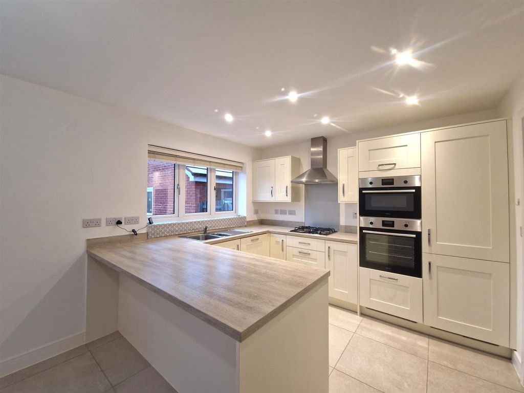 Property photo 1 of 24 Whatsapp Image 2026-02-20 At 13.23.43.Jpeg