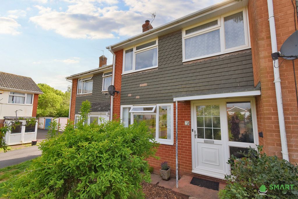 Property photo 1 of 11