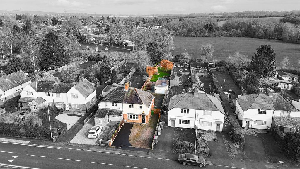 Property photo 2 of 30