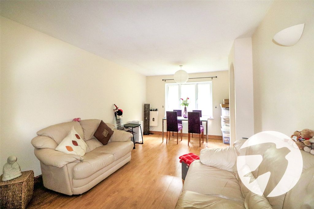 Property photo 3 of 13 Picture No. 27