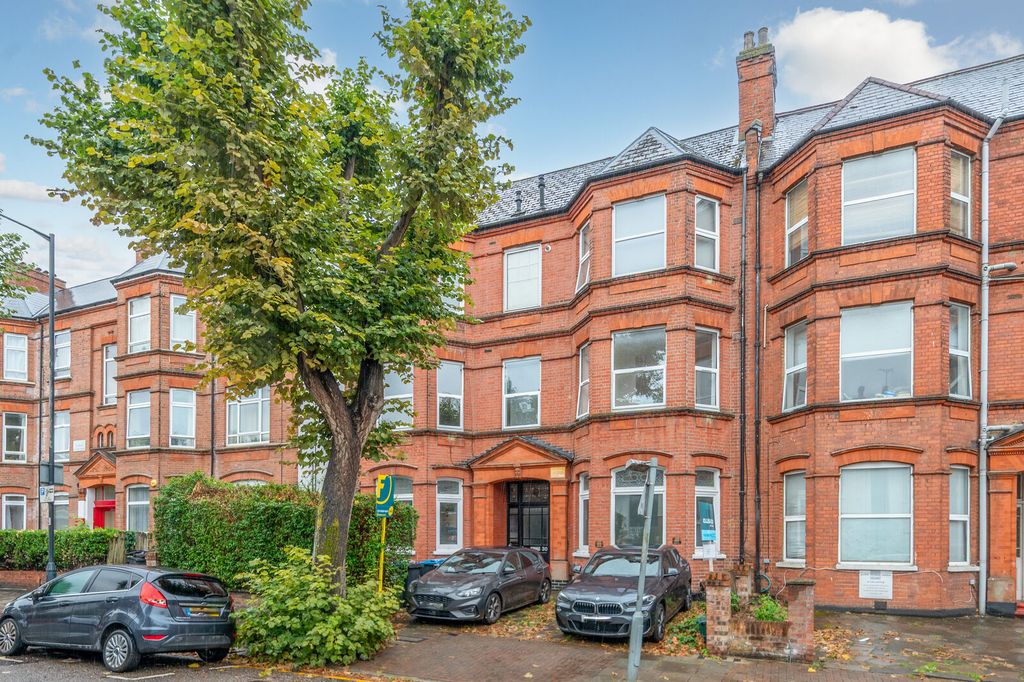 Property photo 2 of 12