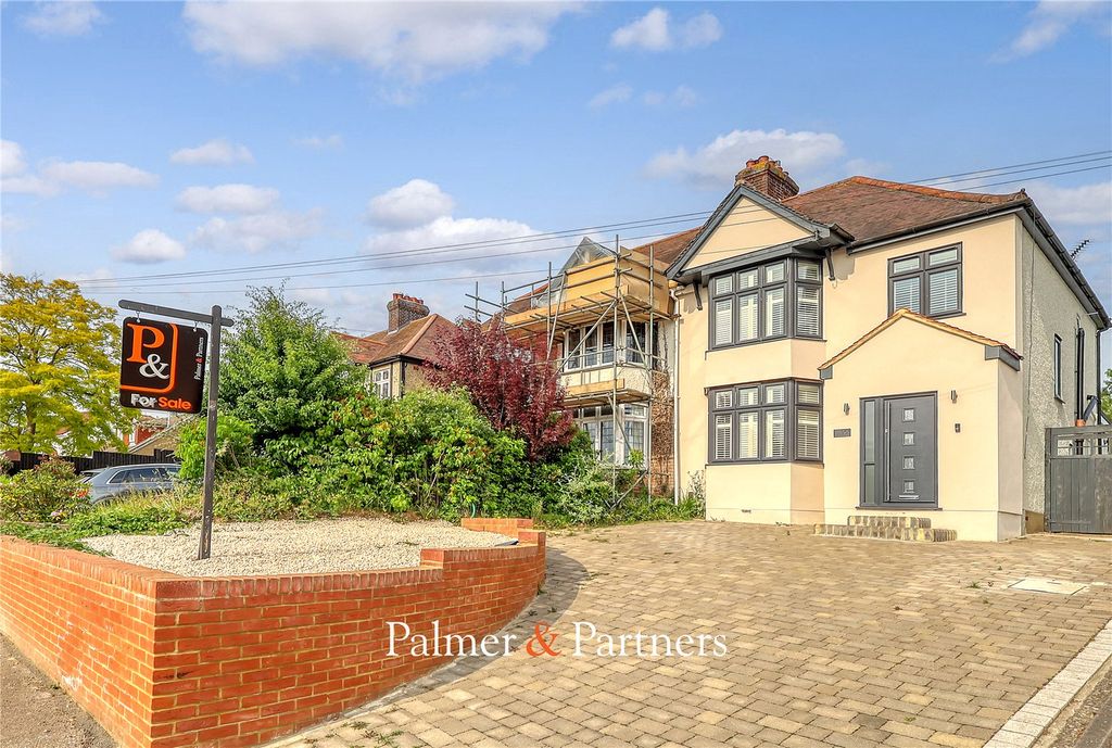 Property photo 1 of 36 Picture No. 15
