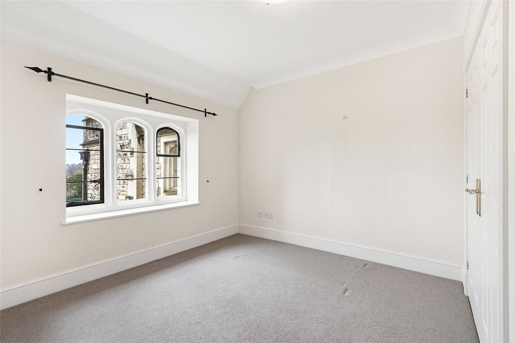 Property photo 2 of 9 Picture No. 04