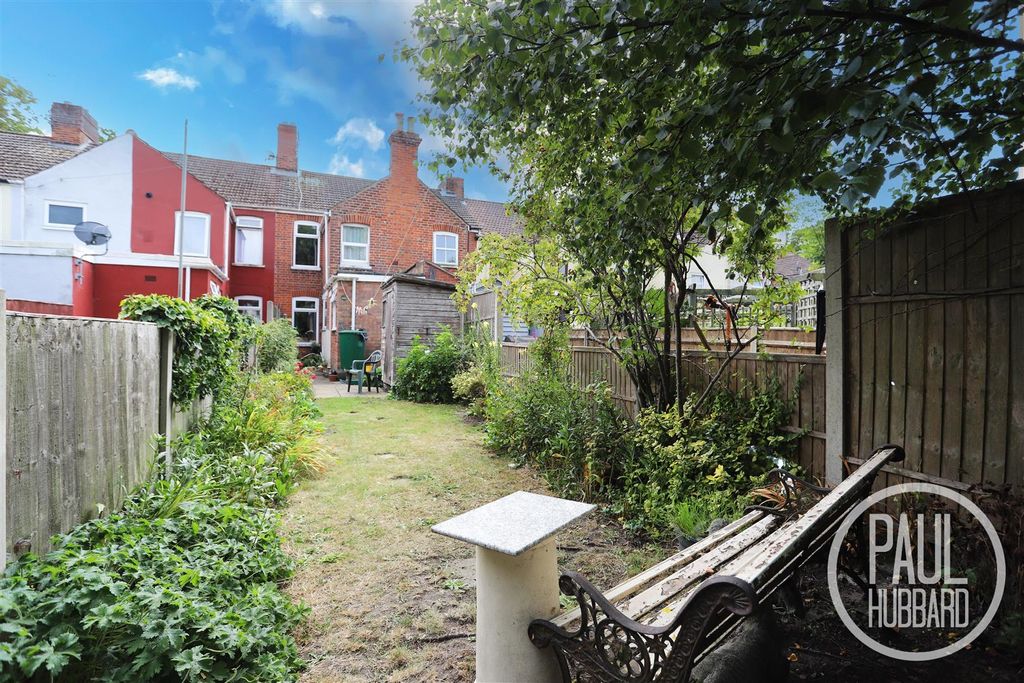 Property photo 2 of 13 Img_6625.Jpg