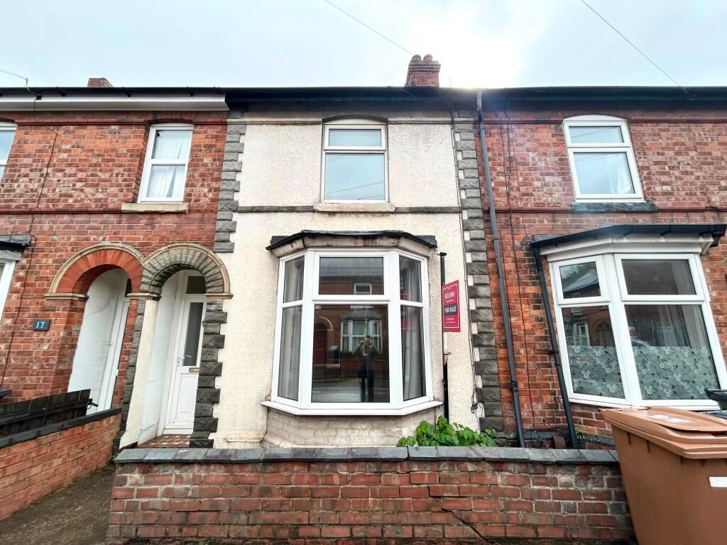 Property photo 1 of 12