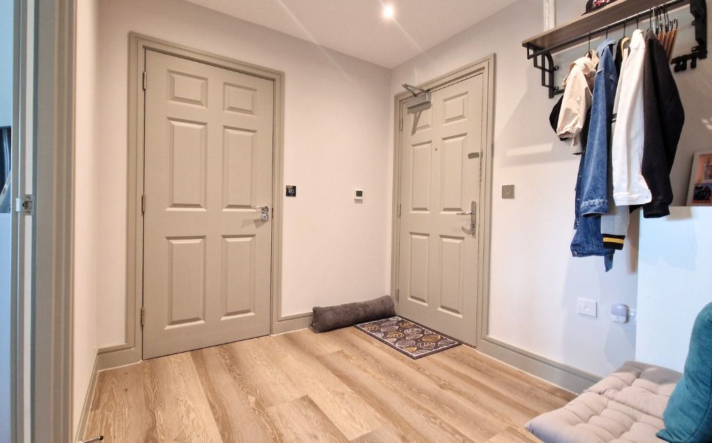 Property photo 3 of 18 3412157