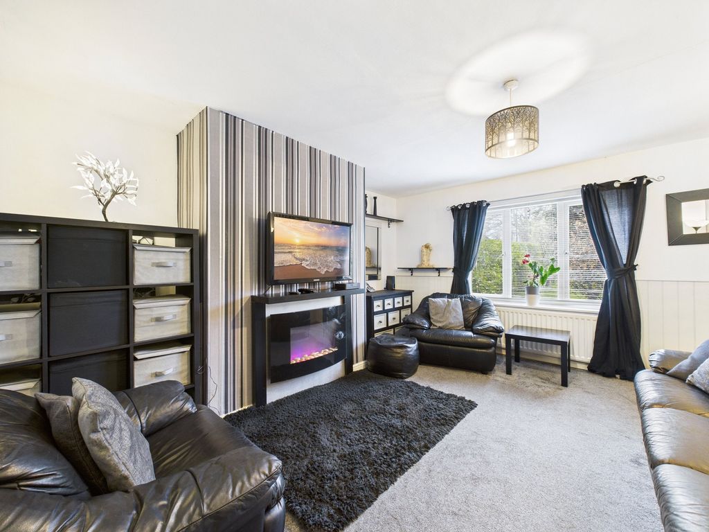 Property photo 2 of 10 Lounge