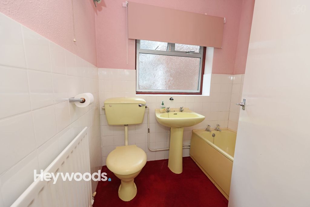 Property photo 3 of 24