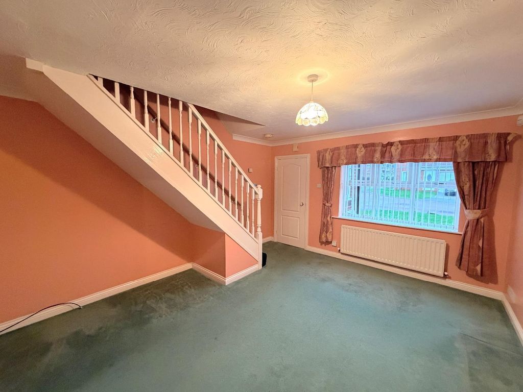 Property photo 2 of 9 Lounge