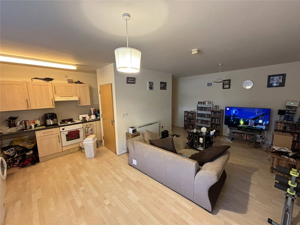 Property photo 2 of 10 Picture No. 05