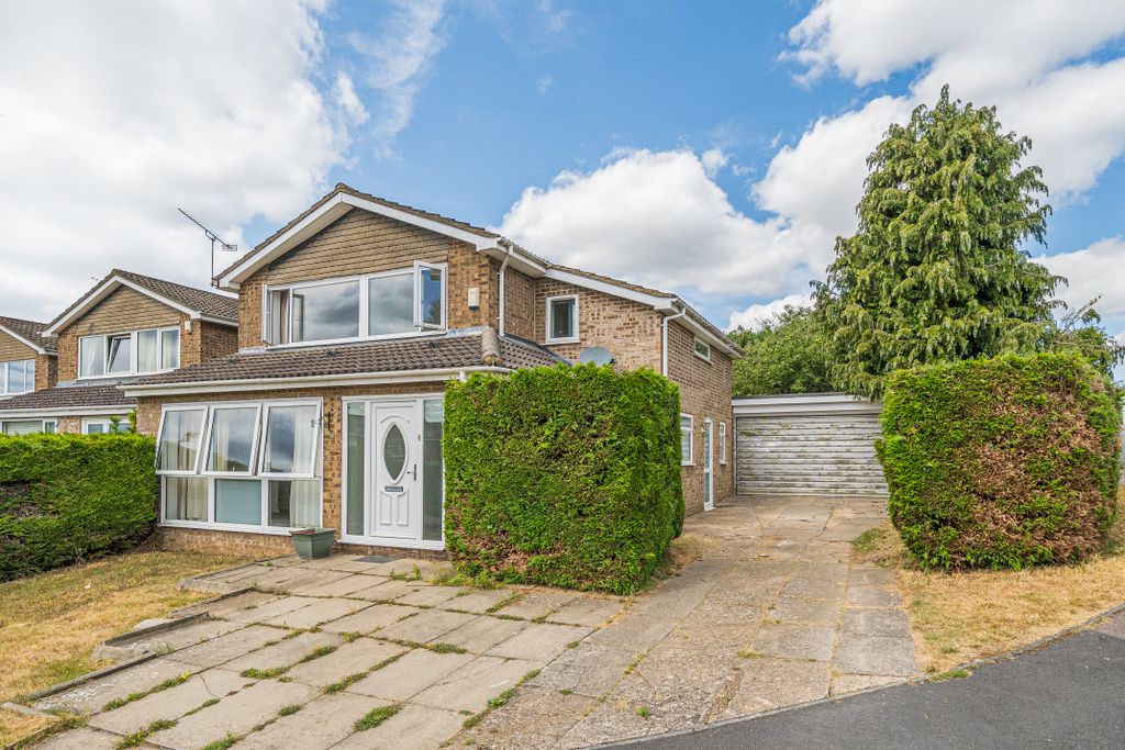 Property photo 1 of 9