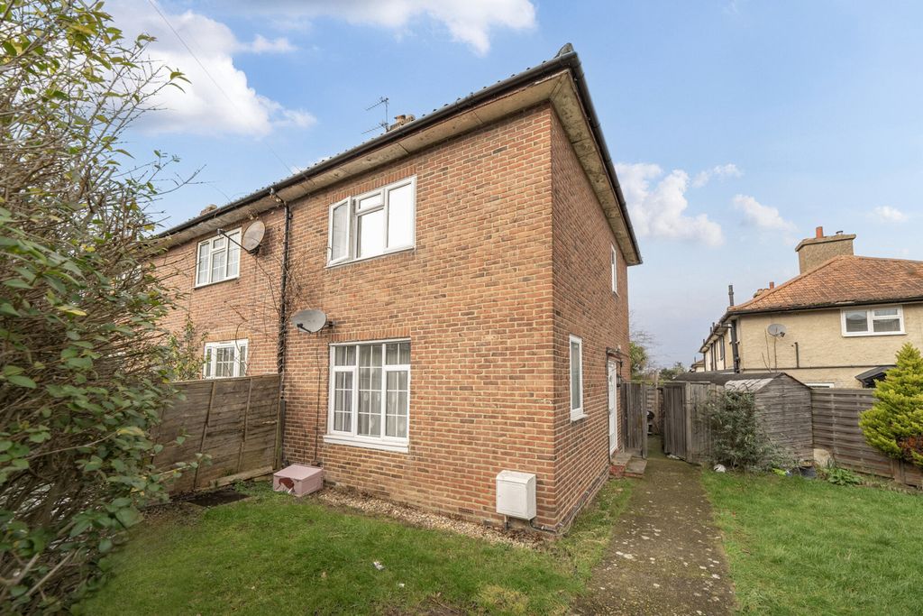 Property photo 2 of 13 1410763-17-698B78...