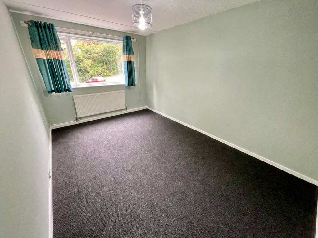 Property photo 3 of 6 4476194
