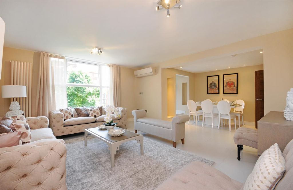 Property photo 2 of 9 2.Jpg