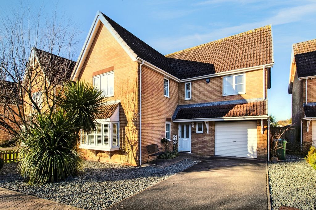 Property photo 1 of 18 3946951