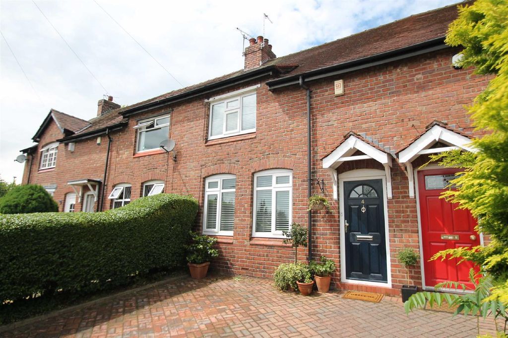 Property photo 1 of 10