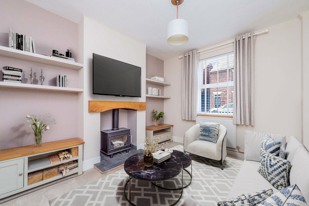 Property photo 3 of 14 Living-Room-8-Spa-St-1-Of-26-1-Complete-1