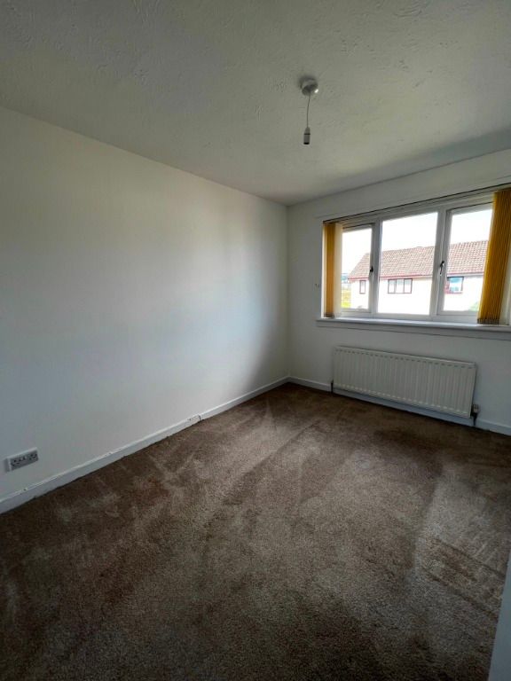 Additional image 9 of 3 bed semi-detached house to rentFlures Avenue, Erskine, Renfrewshire PA8