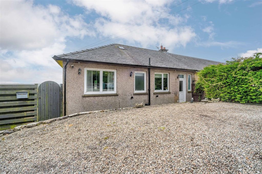Property photo 1 of 25 Kinnaird Cottage Auchterhouse-19.Jpg