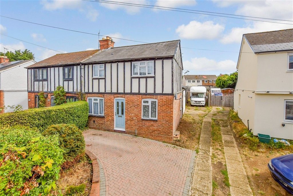 Property photo 1 of 12 External (Brochure) :