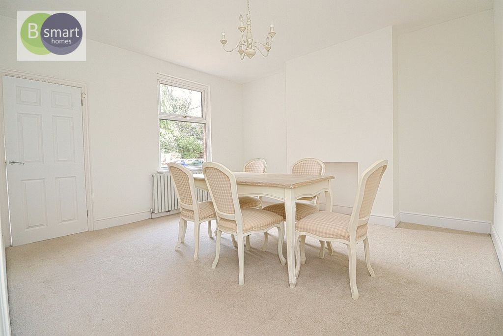 Property photo 3 of 12 Img_0877