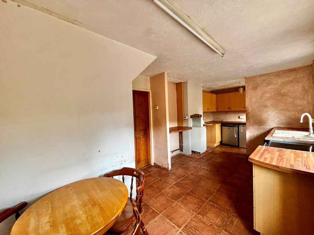 Property photo 3 of 10 Image 3