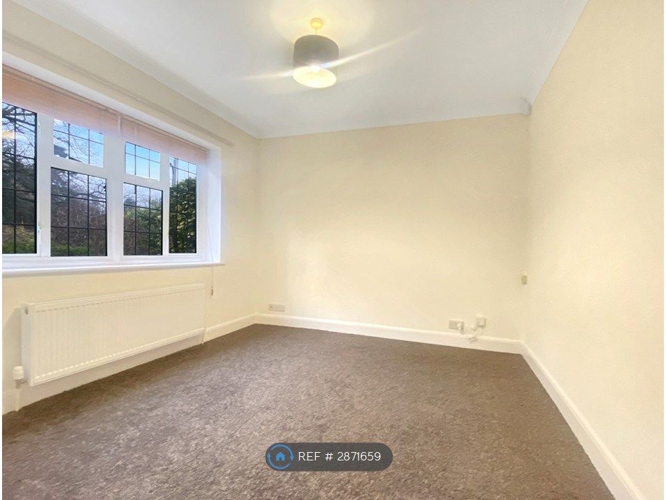 Property photo 3 of 13 Bedroom 1