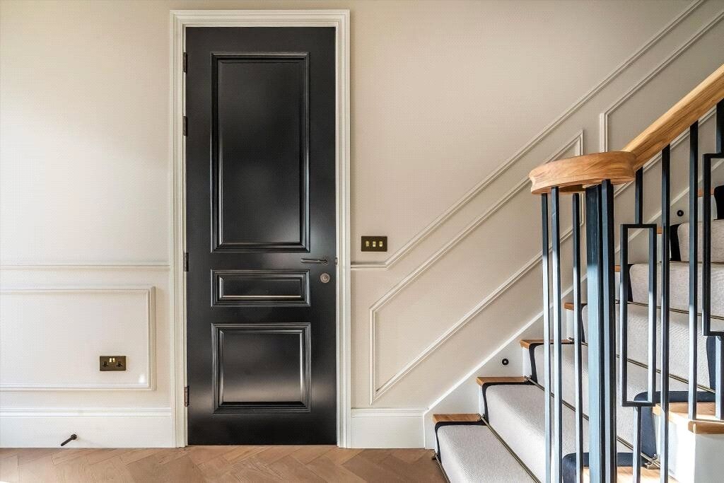 Additional image 11 of 5 bed detached house for saleGuildford, Surrey GU1