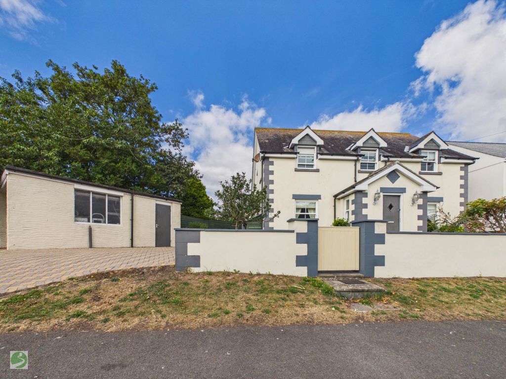 Property photo 1 of 22