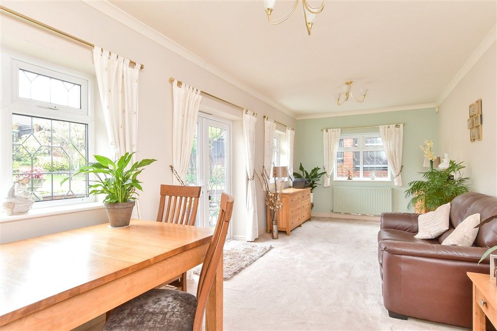 Property photo 3 of 15 Dining Room