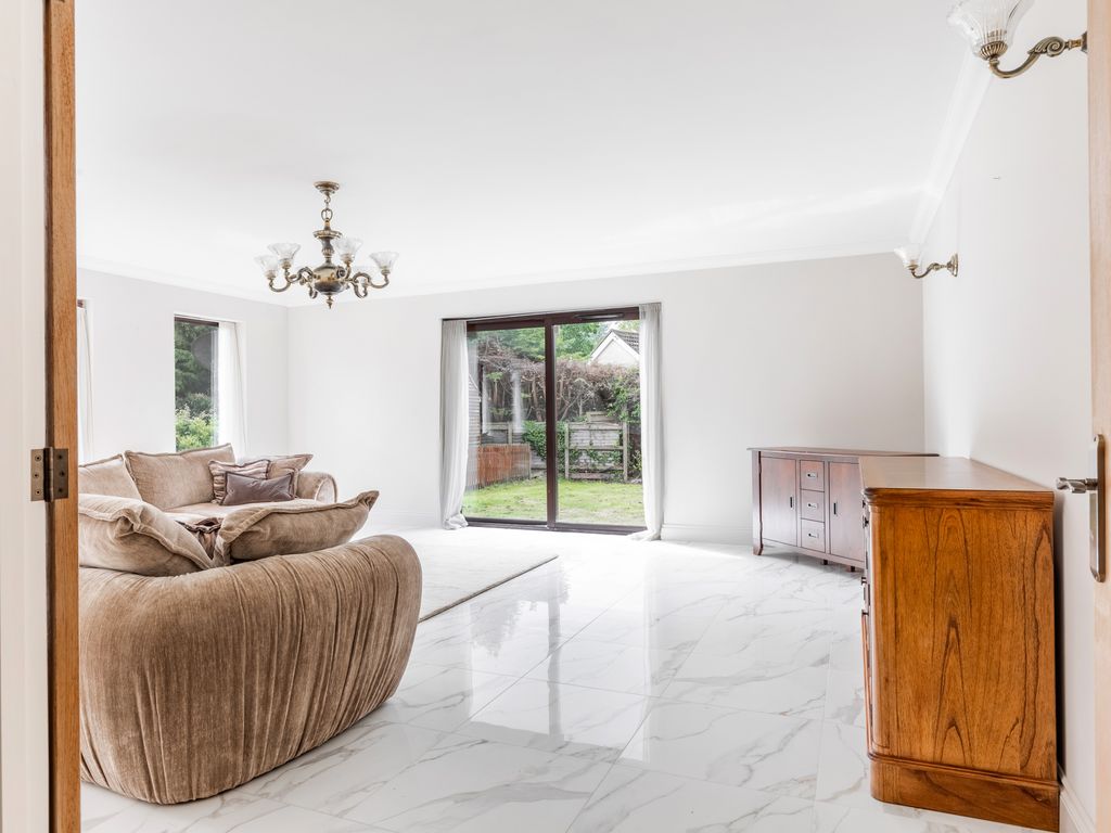 Property photo 2 of 36 A9