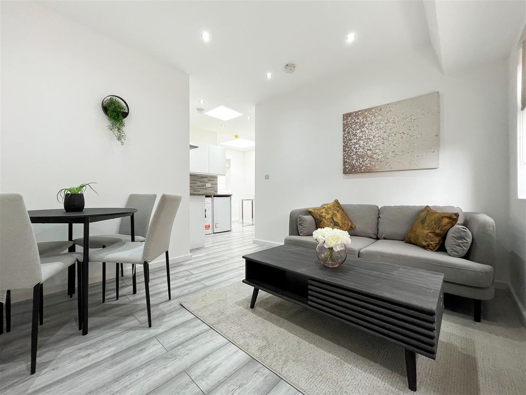 Property photo 1 of 6 Living Area (1 Of 1).Jpg