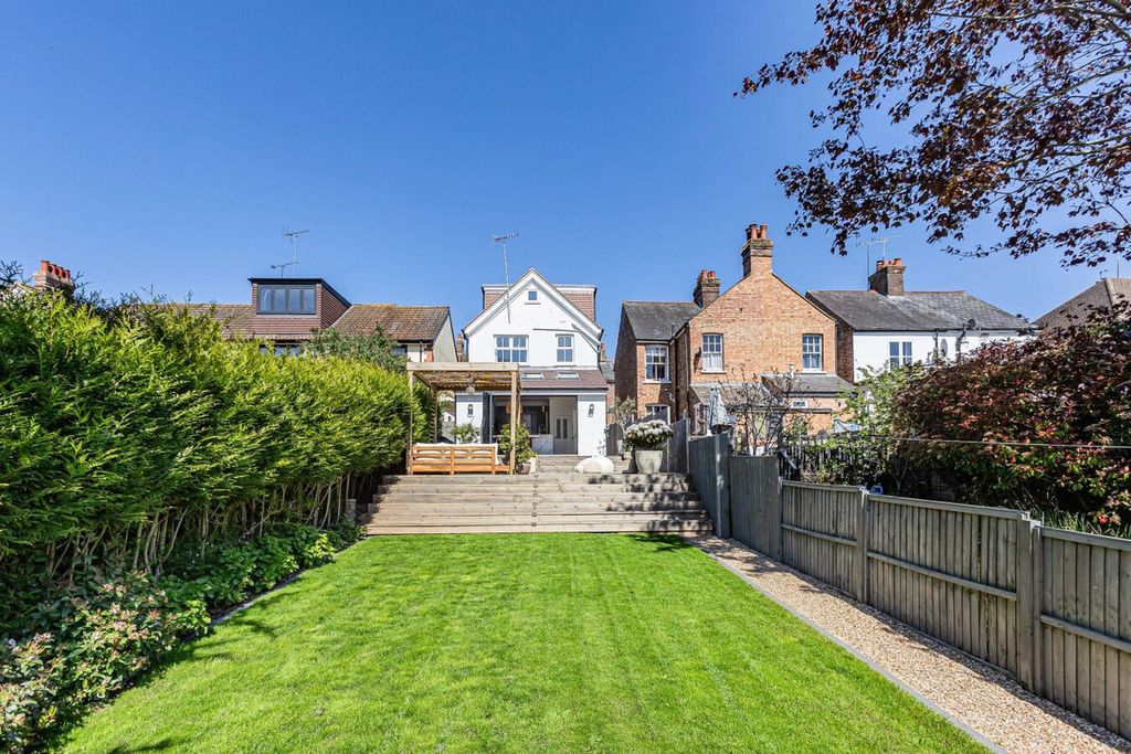 Property photo 1 of 36