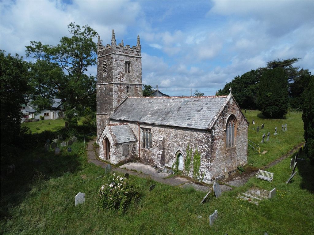 Property photo 3 of 13 Drone