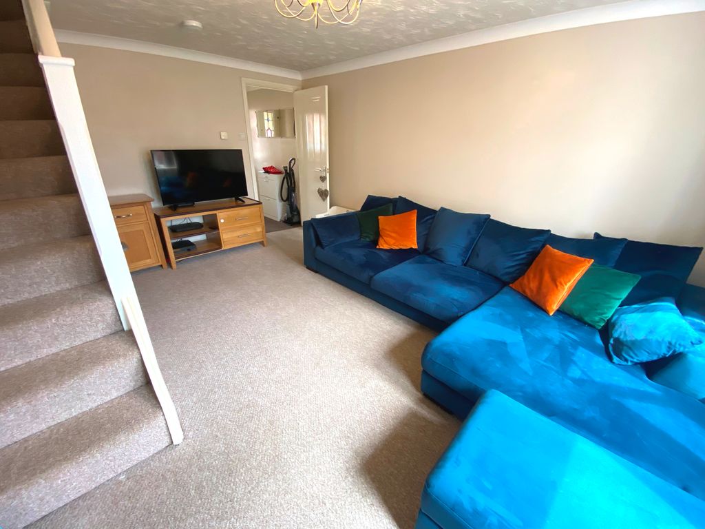 Property photo 3 of 12