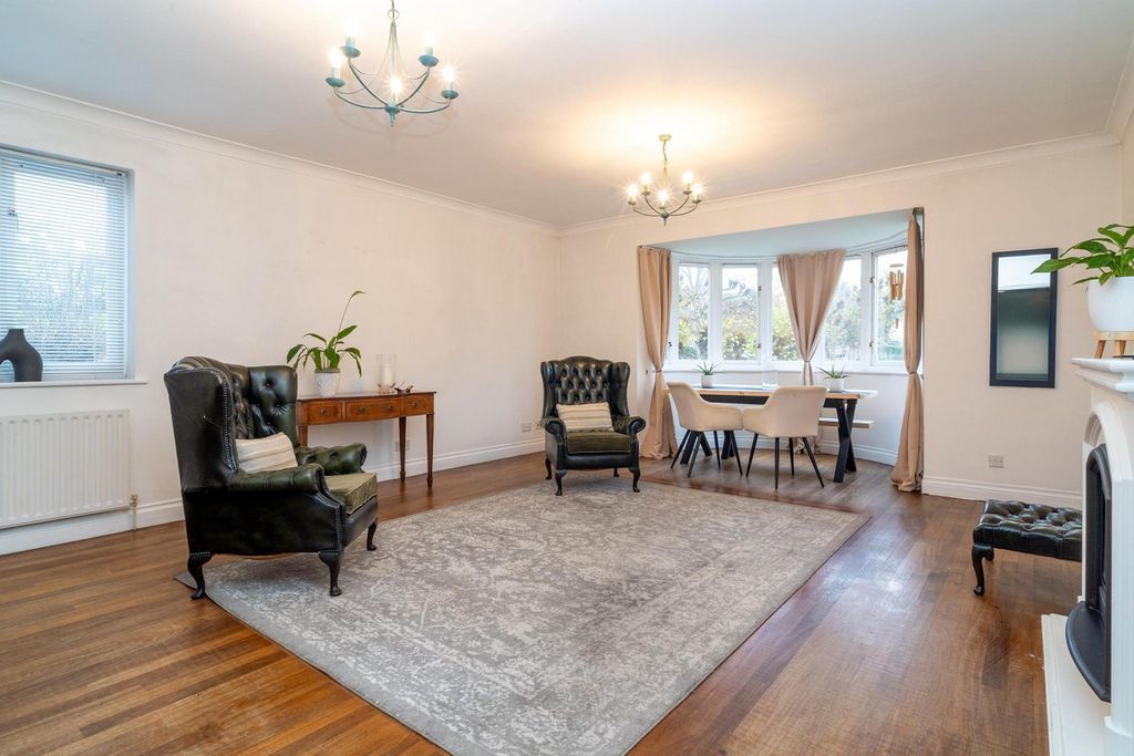 Property photo 2 of 15