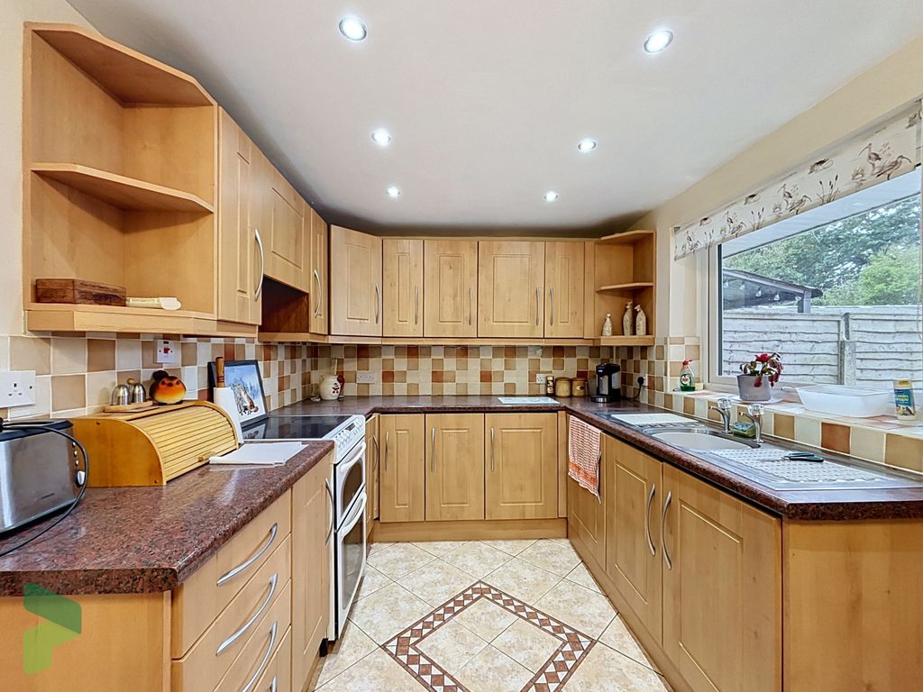 Property photo 2 of 23 14-Oniton_00035