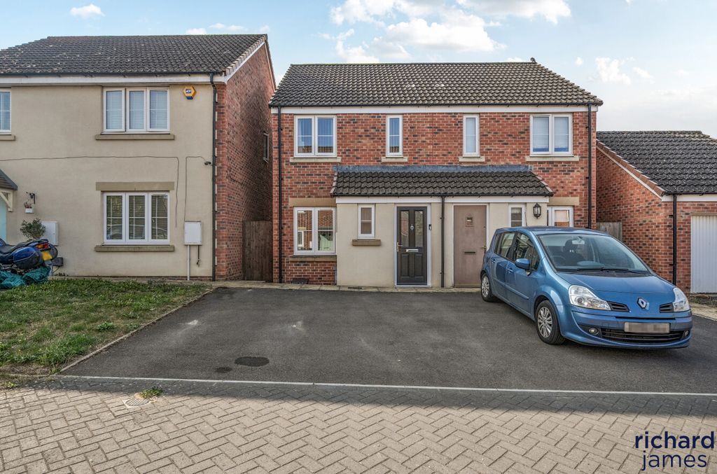 Property photo 1 of 23 c9c44Fd1F69442E6B9d68Cf66Fe27A0B