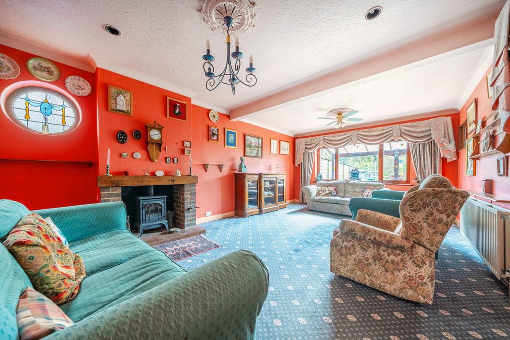 Property photo 3 of 13